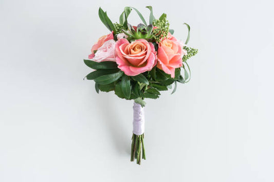 SEASONAL POSY BOUQUET