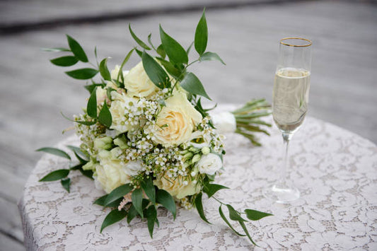WHITE + GREEN BRIDESMAID BOUQUET