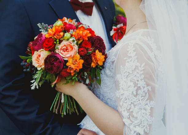 VIBRANT + COLORFUL BRIDAL BOUQUET